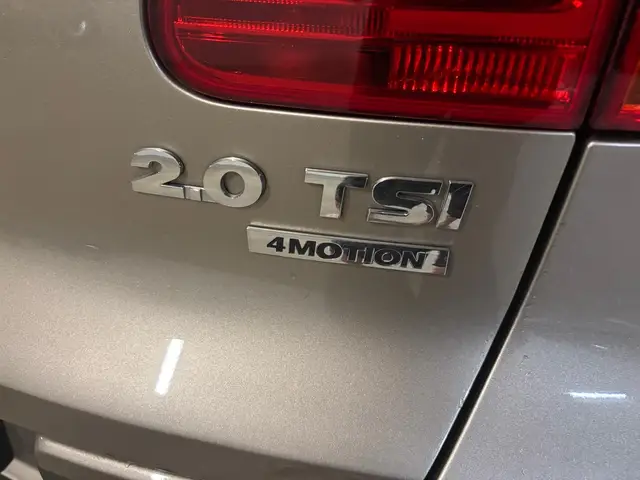 2012 VW Tiguan Pacific photo 8