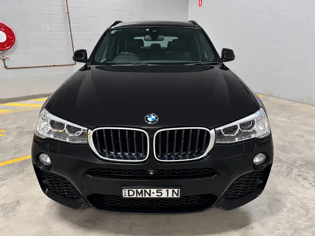 2017 BMW X3 photo 3