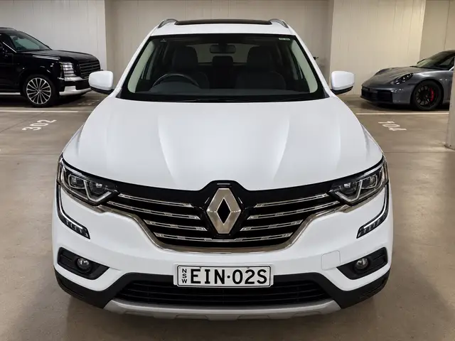 2017 Renault  Koleos Zen Hzg photo 2