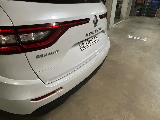 2017 Renault  Koleos Zen Hzg photo 6