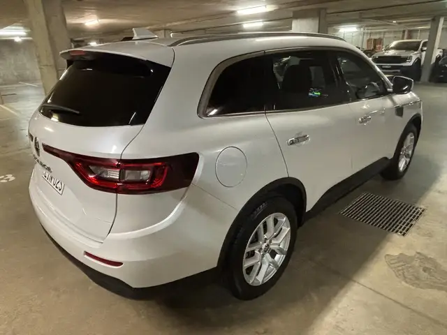 2017 Renault  Koleos Zen Hzg photo 8