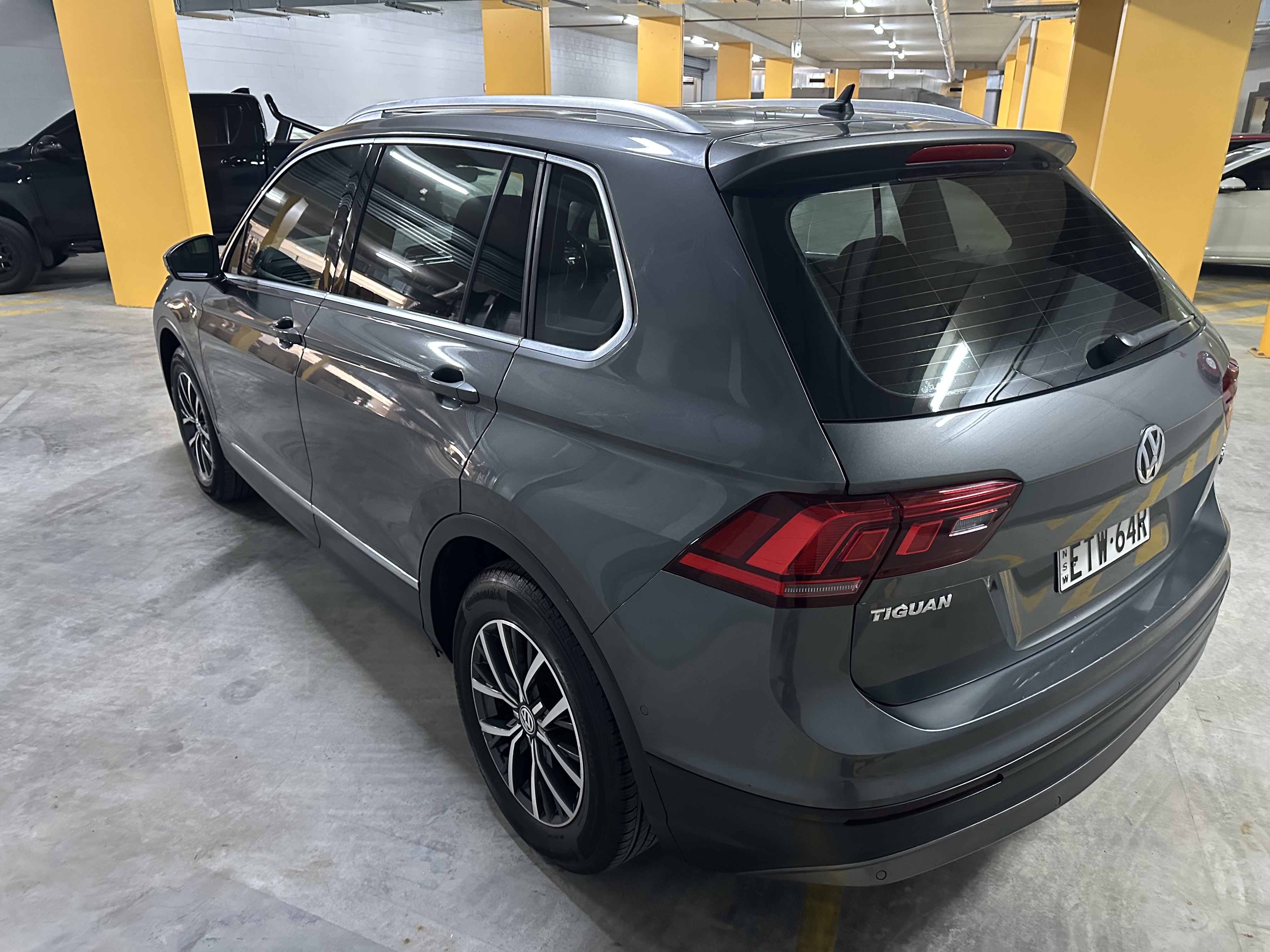 2017 VW Tiguan Comfortline 132TSI photo 5