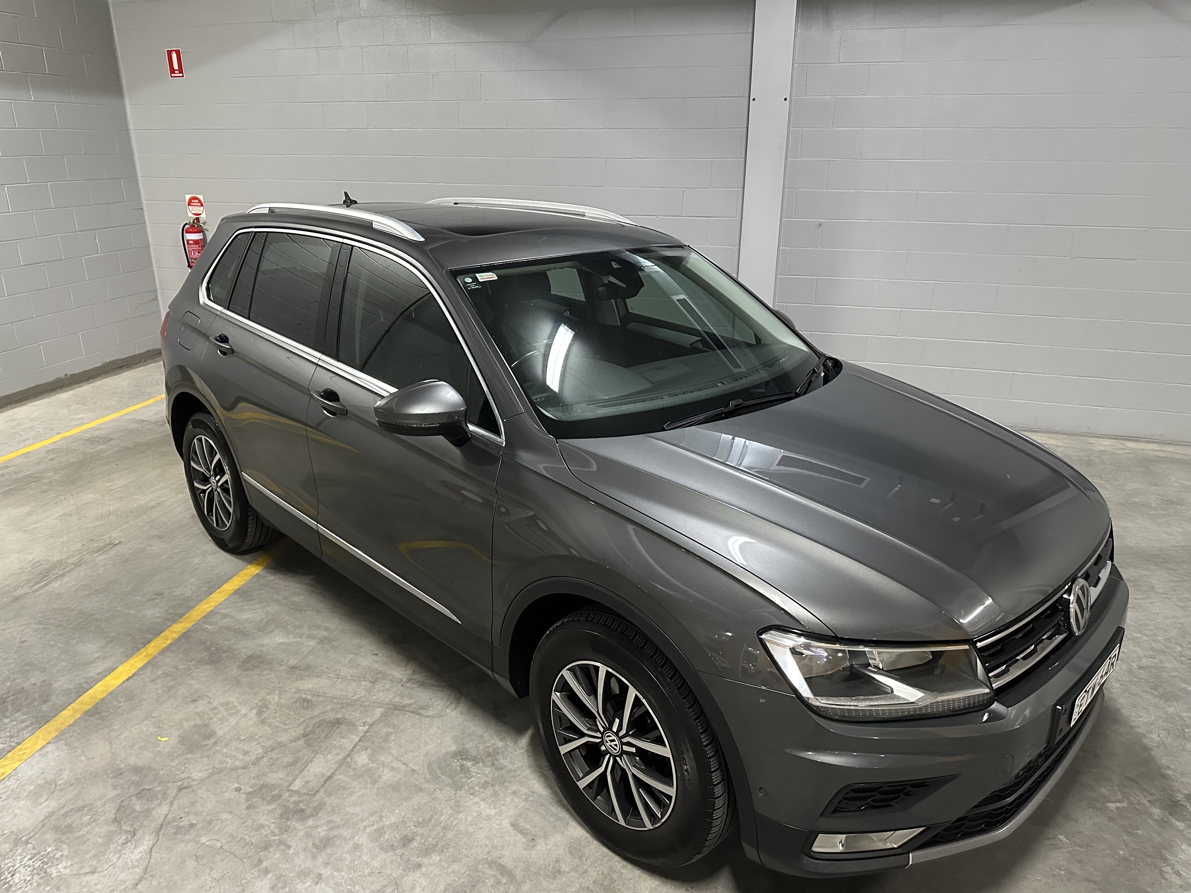 2017 VW Tiguan Comfortline 132TSI photo 8