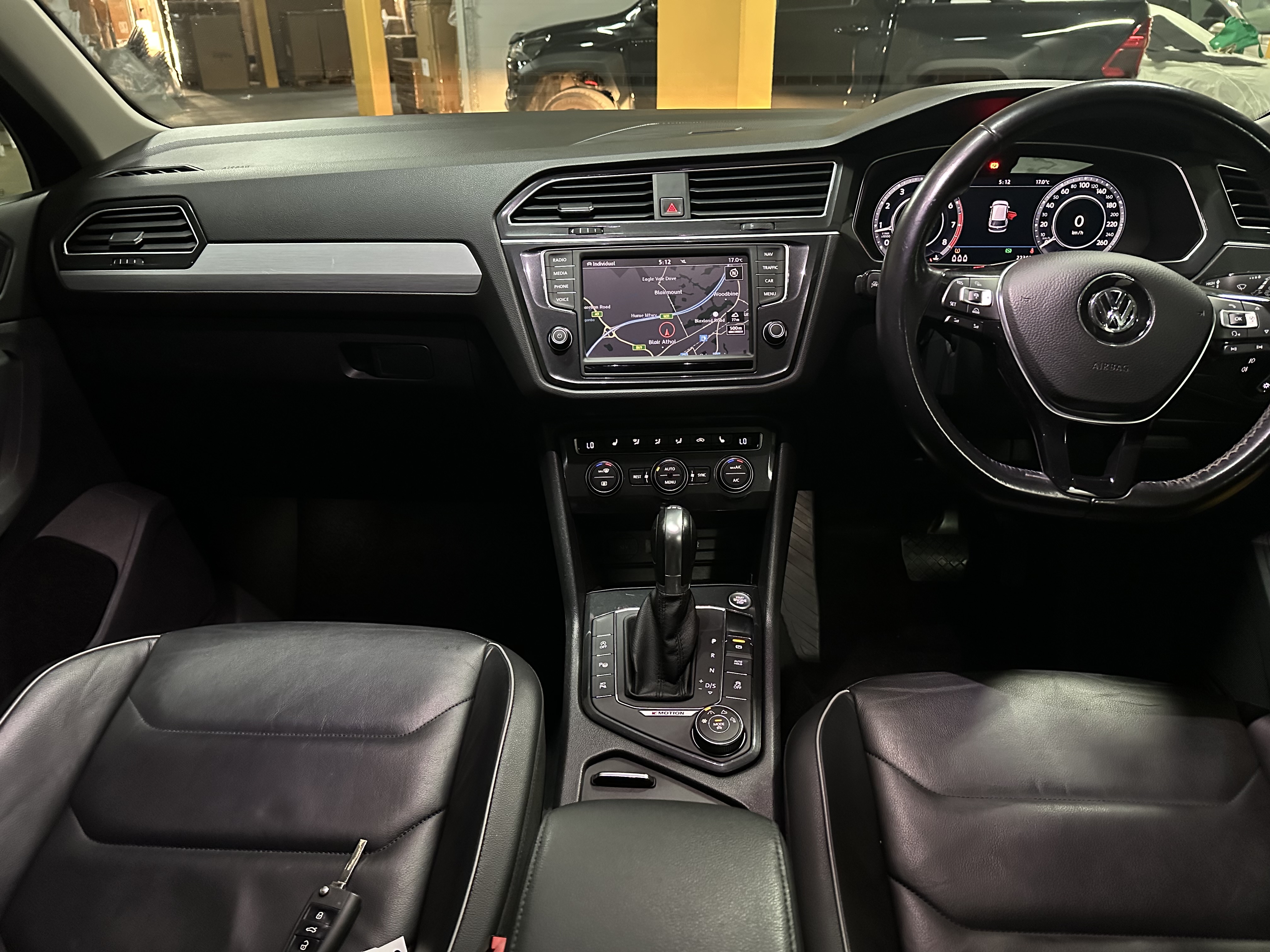 2017 VW Tiguan Comfortline 132TSI photo 9