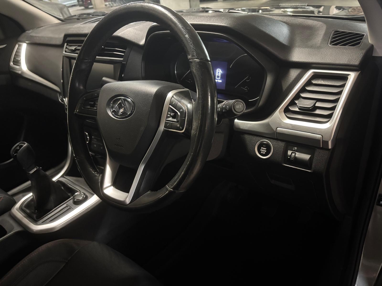2018 LDV T60 LUXE  photo 9