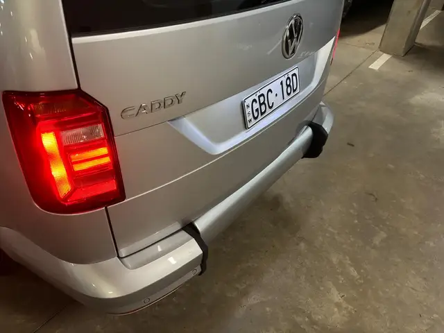 2018 VW Caddy Comfortline Disabled Van photo 10