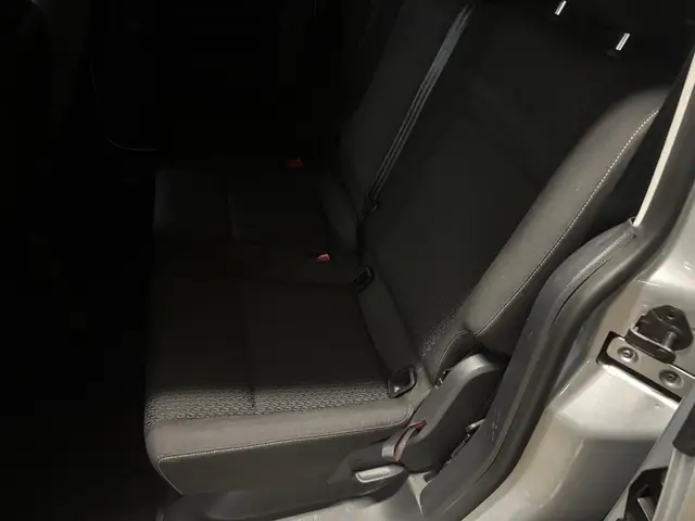 2018 VW Caddy Comfortline Disabled Van photo 15