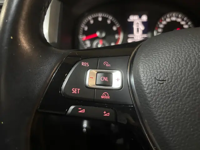 2018 VW Caddy Comfortline Disabled Van photo 33