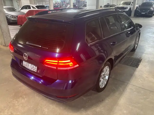 2018 VW Golf photo 6