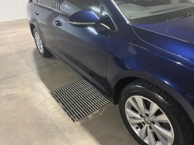 2018 VW Golf photo 7