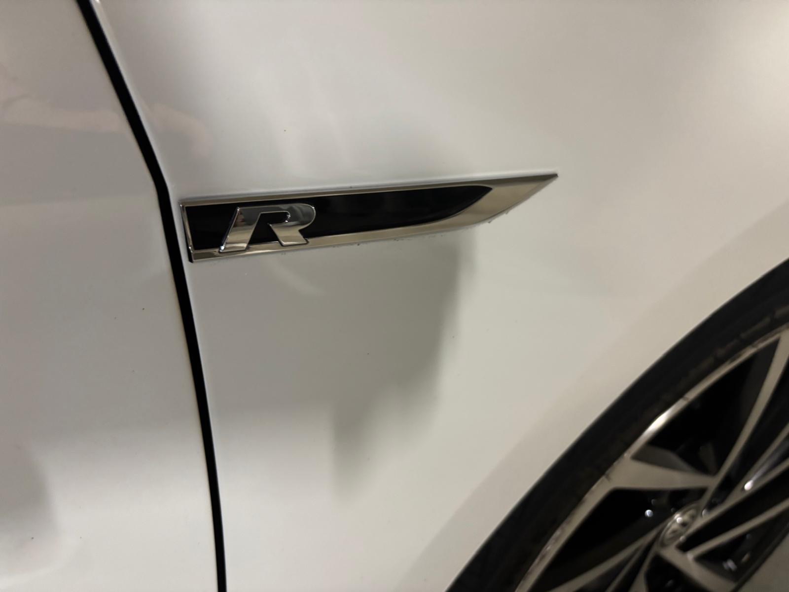 2019 VW GOLF R photo 9