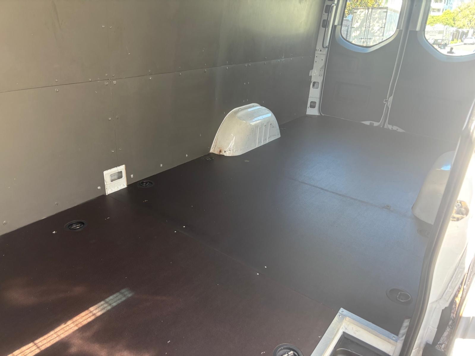 2020 Mercedes Benz Sprinter 316CDI VS30 RWD photo 2