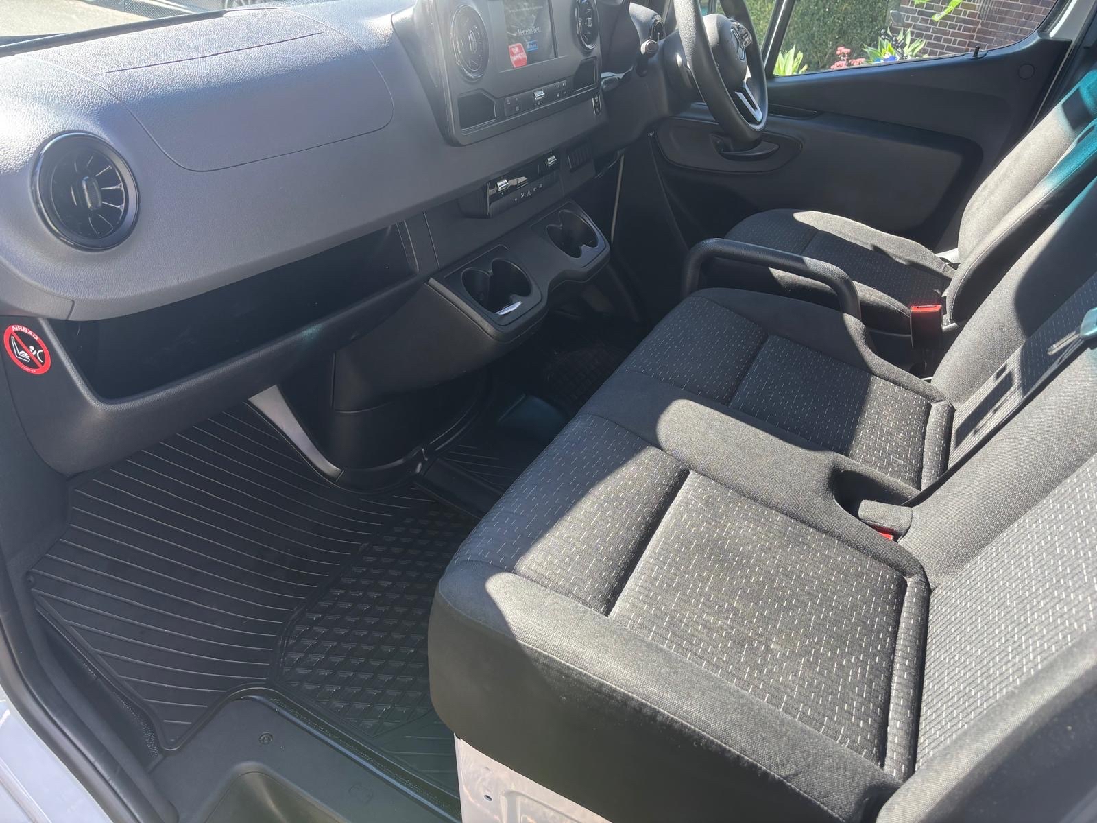 2020 Mercedes Benz Sprinter 316CDI VS30 RWD photo 7