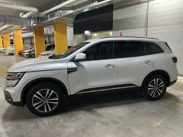2022 Renault  Koleos Zen  photo 6